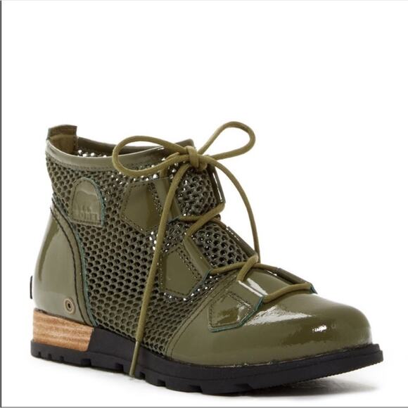 Sorel Women’s Major Lace Mesh Boot Patent Leather Hunter Green Lace-Up Flats 6.5 - Picture 1 of 9